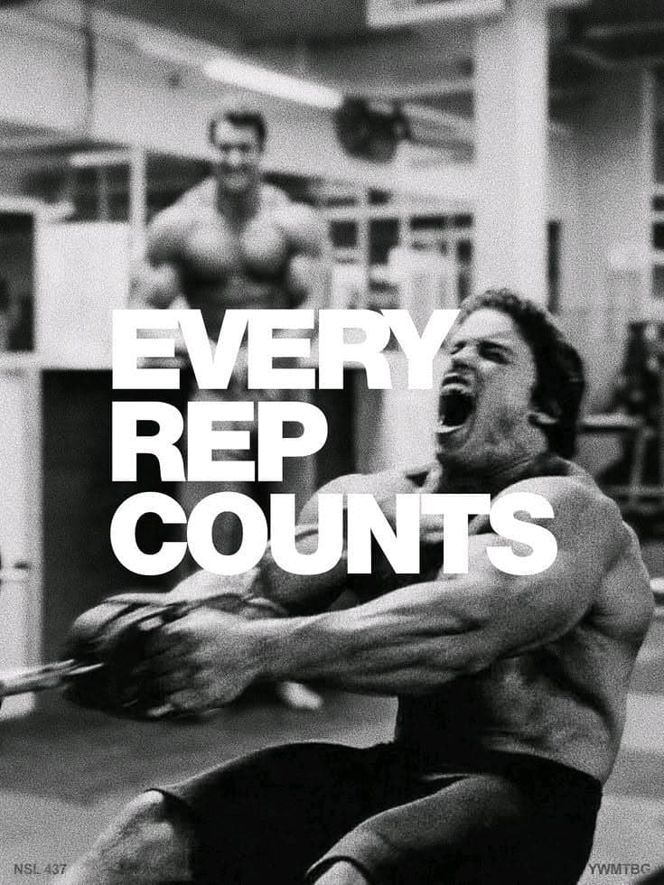 A helpful hand mid-workout.
